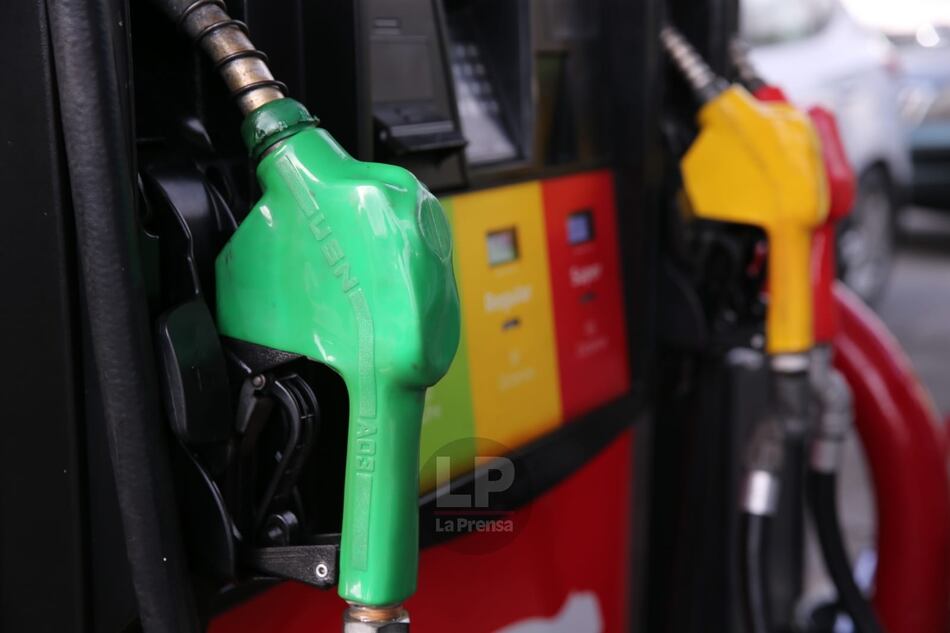 Los combustibles bajarán de precio a partir de este viernes 12 de diciembre
