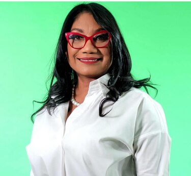 Directora del Ifarhu dijo que han ‘manchado’ los auxilios económicos y siente ‘pena ajena’ por los ‘muchachos’ criticados