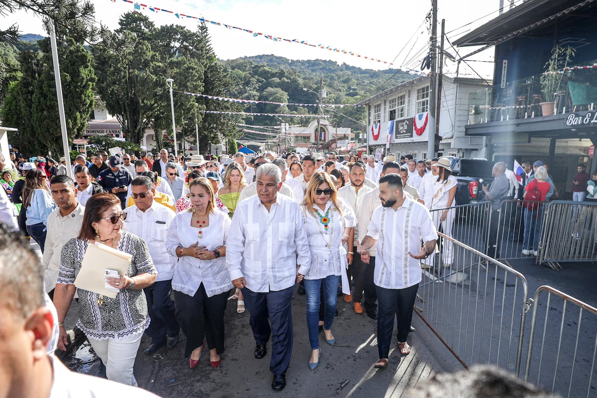 Así se vive el desfile en Boquete, celebrando la independencia