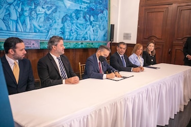 Ejecutivo reglamenta la nueva ley de medicamentos 
