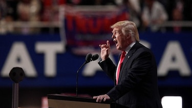 Trump declara la guerra al Partido Republicano
