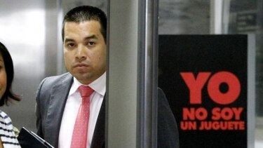 Prohibición de salida del país al exviceministro Luis Eduardo Camacho González
