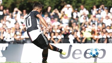 Paulo Dybala brilla en el último amistoso de la Juventus
