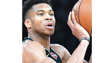 Giannis y Harden brillan y Portland se acerca a ‘playoffs’