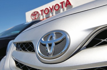 Toyota detecta falla en modelo híbrido