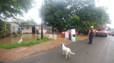 Bomberos reportan inundación en La Villa de Los Santos