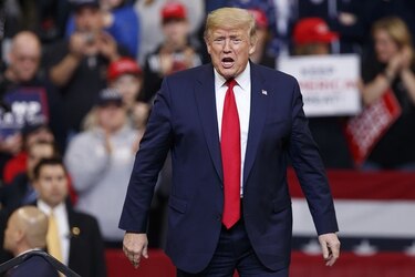 Los demócratas piden al Senado cumplir su ‘deber’ y destituir al presidente Trump