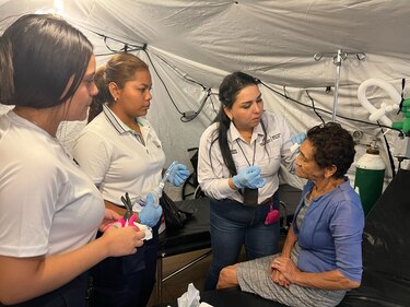 Operativo de salud en Atalaya: más de 150 atenciones médicas durante la romería de Jesús Nazareno
