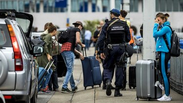 Seguridad reforzada en el aeropuerto de Ámsterdam ante amenazas terroristas