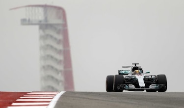 Hamilton domina ambas sesiones de prácticas
