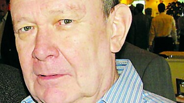 Investigan a esposa de magnate de medios