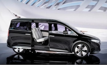 Mercedes presenta van eléctrica que competirá con autos Tesla