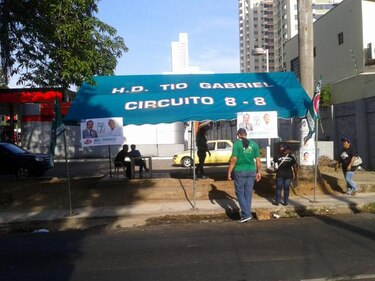 Delegados electorales remueven propagandas políticas en San Judas Tadeo