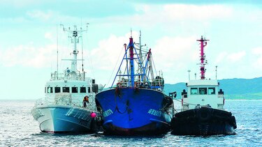 Japón expulsa barcos pesqueros