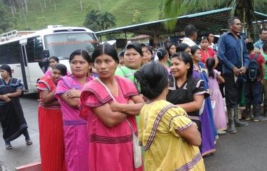 Indígenas reabren vía en la provincia de Bocas del Toro
