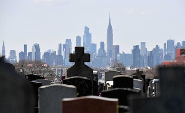 Nueva York levanta últimas restricciones por la Covid-19 tras vacunar a un 70% de los adultos con una dosis