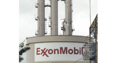 ExxonMobil se libra de acusación de engaño financiero  