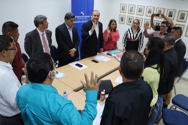 Instalan mesa para dar seguimiento a los acuerdos educativos