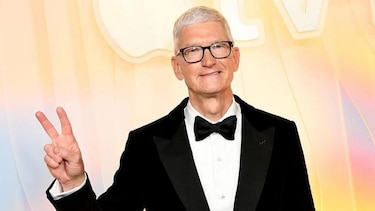 Quién es John Ternus, el ingeniero que será el nuevo CEO de Apple (y qué significa para el futuro de la empresa)