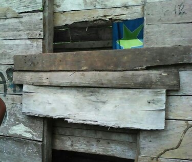 Joven de 24 años lleva desde el 2007 encerrado en una casa de Bocas del Toro