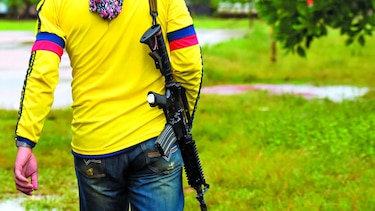 Piden investigar a policías colombianos