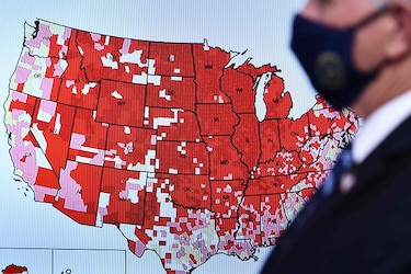 Más de 2 mil muertos por Covid-19 y 200 mil casos en 24 horas en Estados Unidos