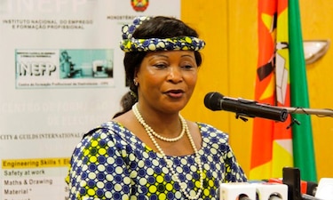 Condenan a 16 años de cárcel a exministra de Trabajo de Mozambique por malversación de fondos públicos