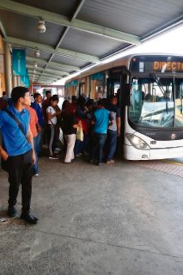 Metro, S.A. podría asumir el Metro Bus
