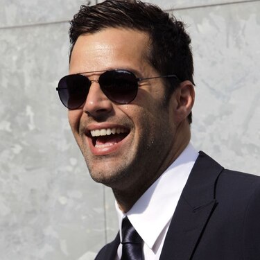 Ricky Martin lanzará nuevo disco, 'A quien quiero escuchar', en febrero