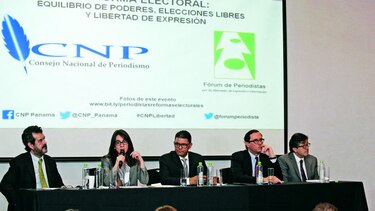 Con ‘el cierre de un medio pierde toda la sociedad’