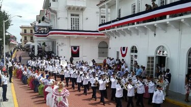 Presidente Varela designa orador y abanderados para las fiestas patrias en la capital