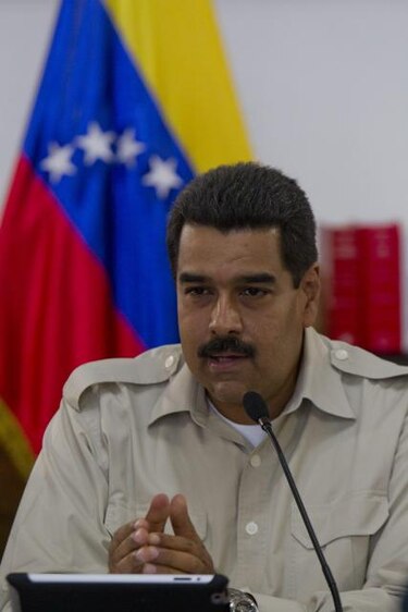 Maduro dice que 'fascistas' deben estar pensando en eliminarlo 'físicamente'
