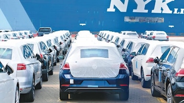 Descubren complot de automotrices