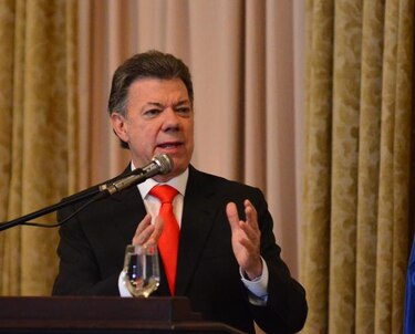 Presidente colombiano es 'optimista' sobre paz, se reunirá con Obama el martes