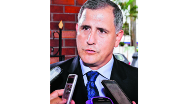 Diputado Arango presenta ley para reestructurar al Idaan