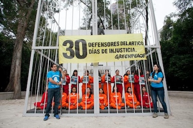 Rusia descarta cargos por piratería contra activistas de Greenpeace