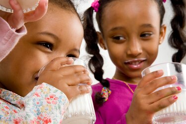 35.000 litros de leche en envases de Tetra Pak esperan recolectar en la Lechetón 20-30