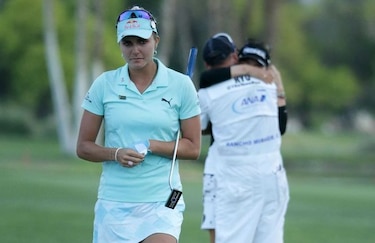 Otra vez los reglamentos deciden un título grande de golf