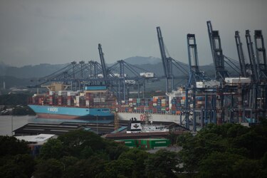 Jorge Quijano analiza en La Prensa, el impacto para la actividad portuaria del acuerdo entre BlackRock y CK Hutchison