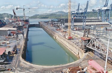 AMP busca acuerdo con Mec Shipyards para rescatar el astillero Balboa