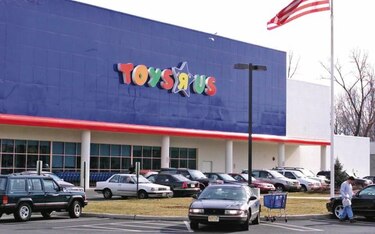 Toys “R” liquidará activos por medio de una subasta
