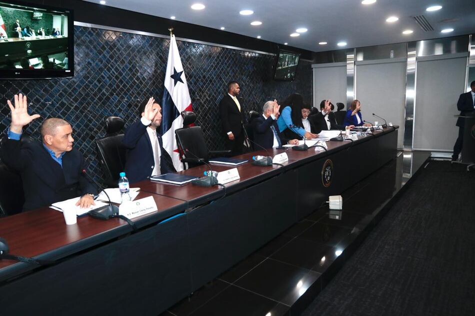 Proyecto para la protección de denunciantes de corrupción pasa a segundo debate