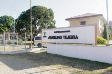 Empresa minera entrega equipos a hospital y centros