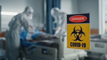 Nueva subvariante del SARS-CoV-2 obliga a hacer ajustes al sistema público de salud