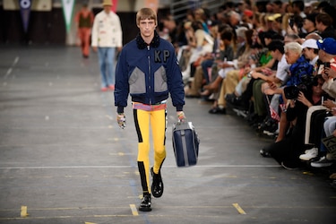 La moda masculina exhibió músculo en la Fashion Week de París