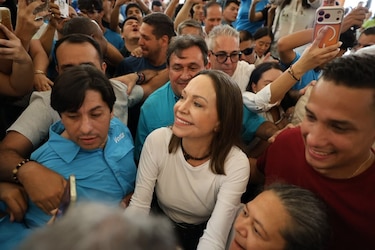María Corina Machado regresó a Venezuela: las imágenes y el anuncio de un reencuentro