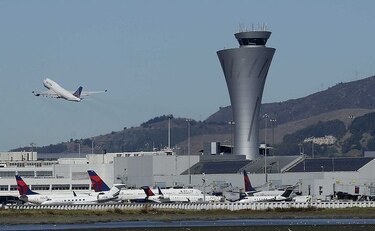 Avión de Aeroméxico casi aterriza en pista ocupada en aeropuerto de San Francisco
