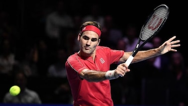 Federer gana en su casa, al disputar el partido 1,500 de su carrera