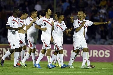 Costa Rica venció por penales a Uruguay