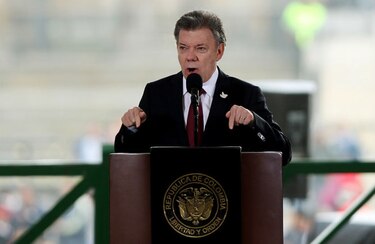 Juan Manuel Santos propone votación sobre la paz entre mayo y junio